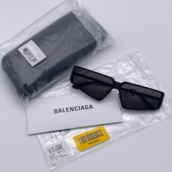 BALENCIAGA BB0192S 001 Black/Grey Unisex Sunglasses only worn twice! - Picture 10 of 10